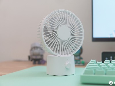 炎炎夏日，ABS材質小風扇瞬間膠粘接固化