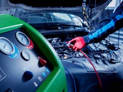 如何選擇汽車空調壓縮機密封膠？聚力密封膠絕緣密封性能優