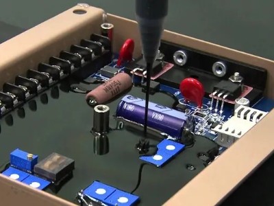 耐200度高溫環(huán)氧AB膠在鋰電池封裝中的應用