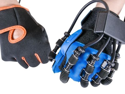 康復(fù)機(jī)器人手套用膠案例，聚力助力醫(yī)療行業(yè)解決用膠難題