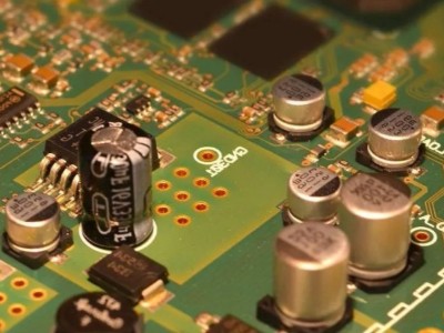 電子元器件灌封用膠看電子電器行業!