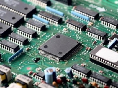 PCB板灌封膠案例，聚厲牌膠水具有良好絕緣符合環(huán)保標準