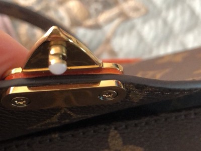 金屬膠廠家快干膠，針對(duì)小面積金屬粘接強(qiáng)度高，易操作